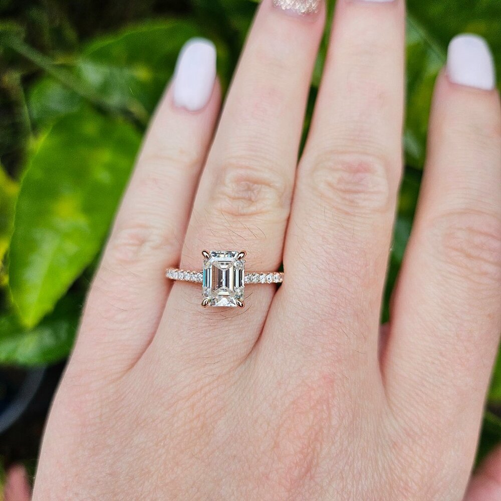 2 CT Emerald Cut Moissanite Ring, S925 Gold Plated, Size 6, Pavé, Hidden Halo - Picture 4 of 4